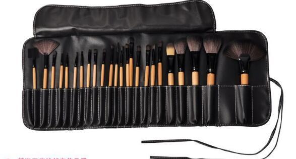Makeup Brush Set – Soft Synthetic Bristles & Wooden Handle - glammyverse