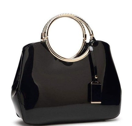 Women's Convertible Shoulder Backpack – Stylish, Lightweight & Versatile