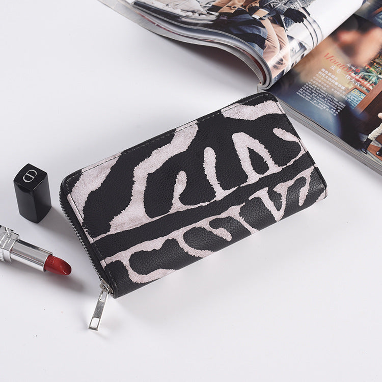 Fashion Long Zipper Women Wallets Bright Leather Black and White Wallet Wallet Prismatic Bag Flower Corner Clutch Bag Purse - glammyverse
