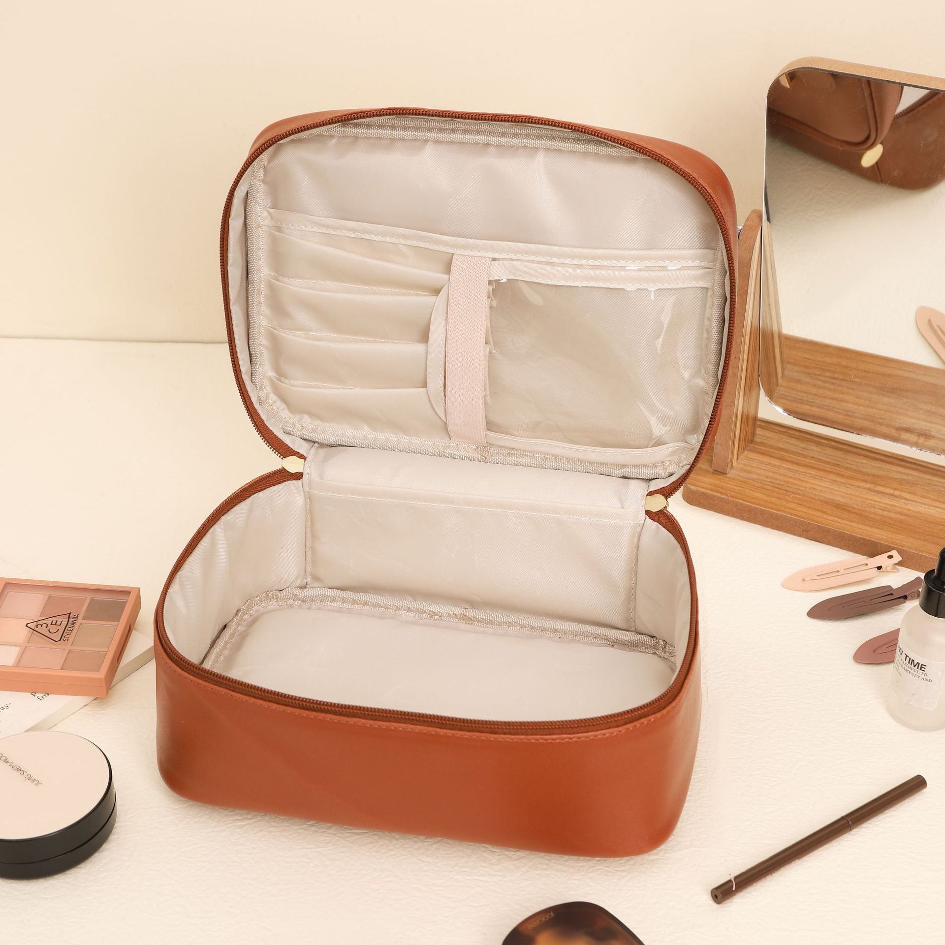 Urban Simple Cosmetic Bag – High-Capacity PU Leather Toiletry Bag - glammyverse