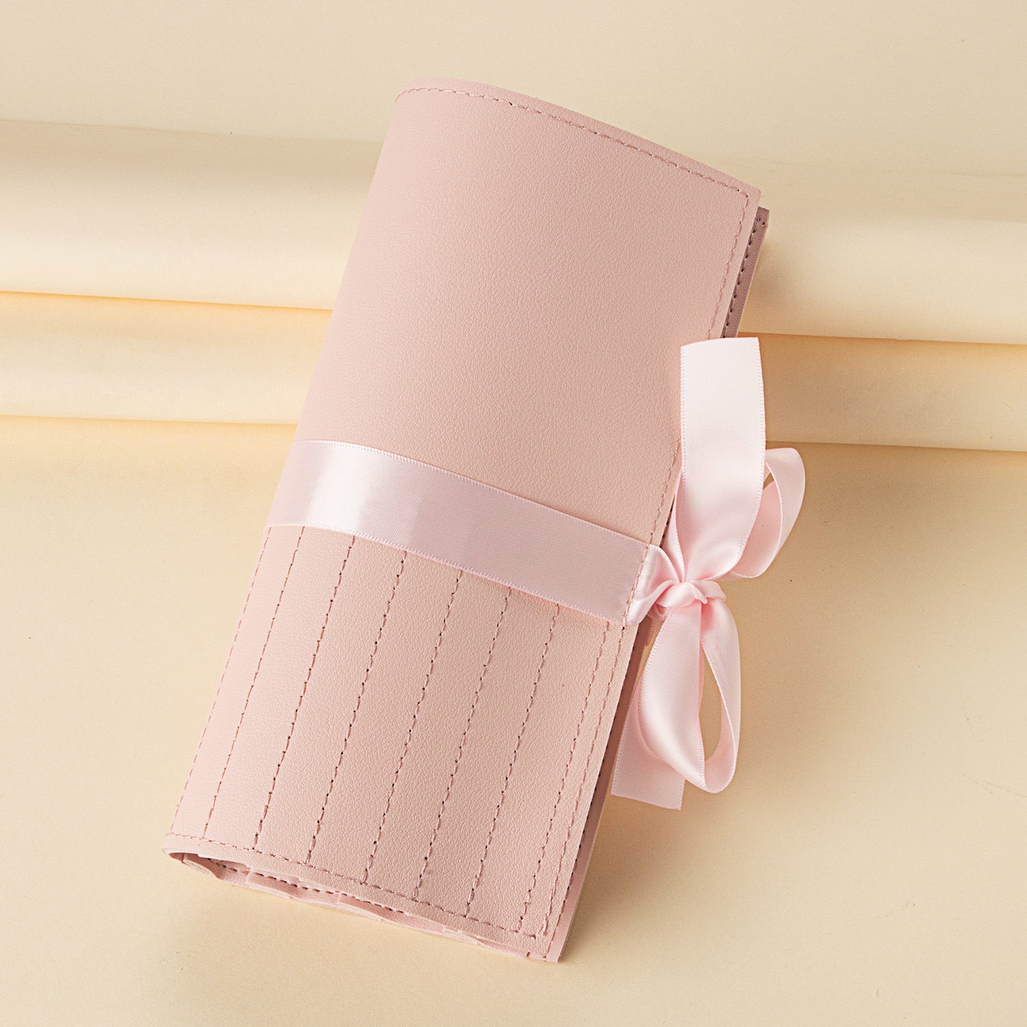 Make-up Kit Beauty Brush Girl - glammyverse