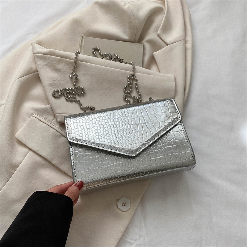 Stylish Crocodile-Pattern Crossbody Bag – Elegant & Practical - glammyverse