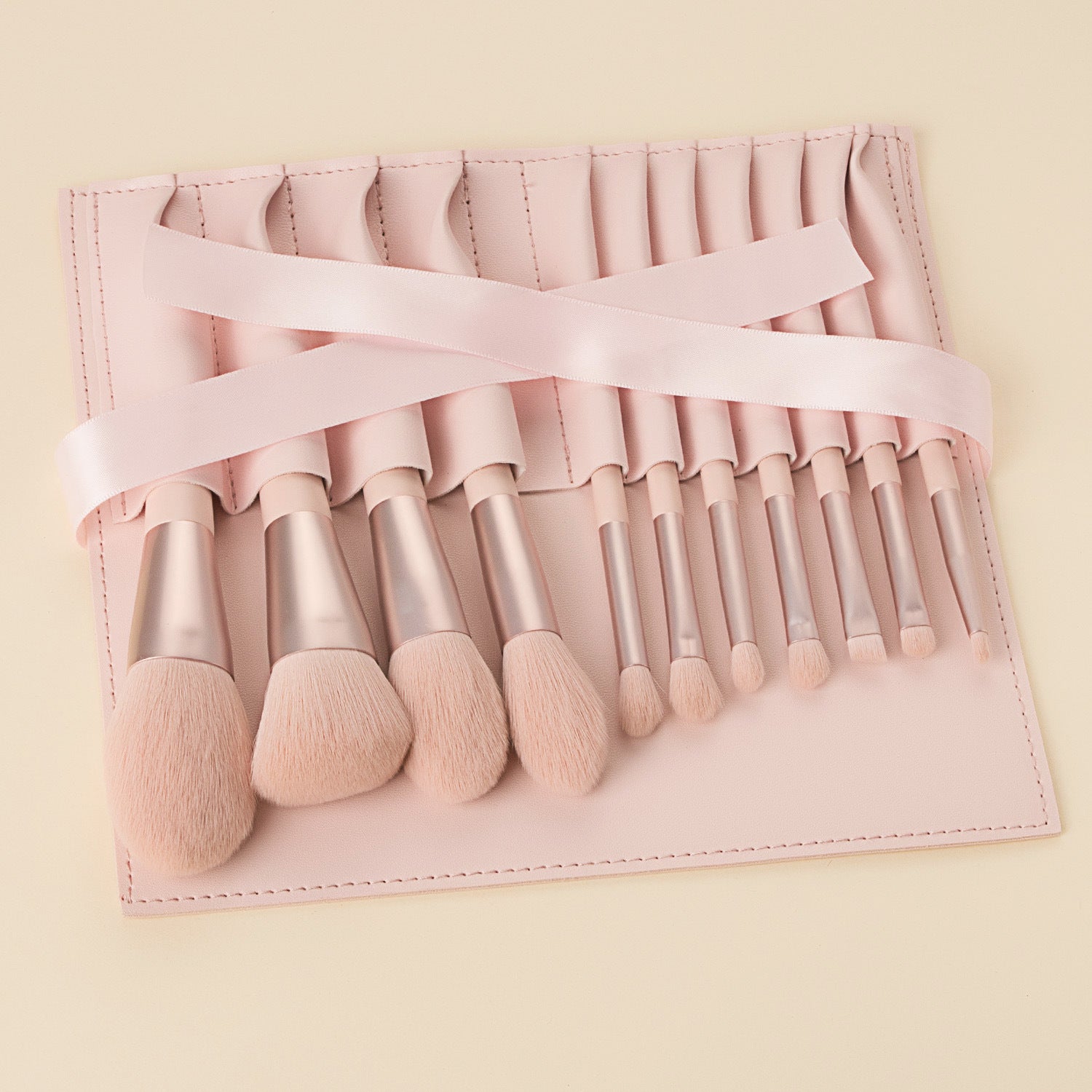 Make-up Kit Beauty Brush Girl - glammyverse