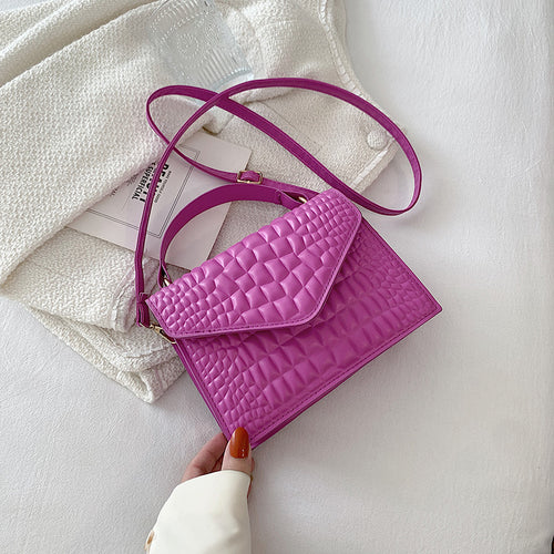 Elegant Crocodile-Pattern Crossbody Bag – Chic & Versatile - glammyverse